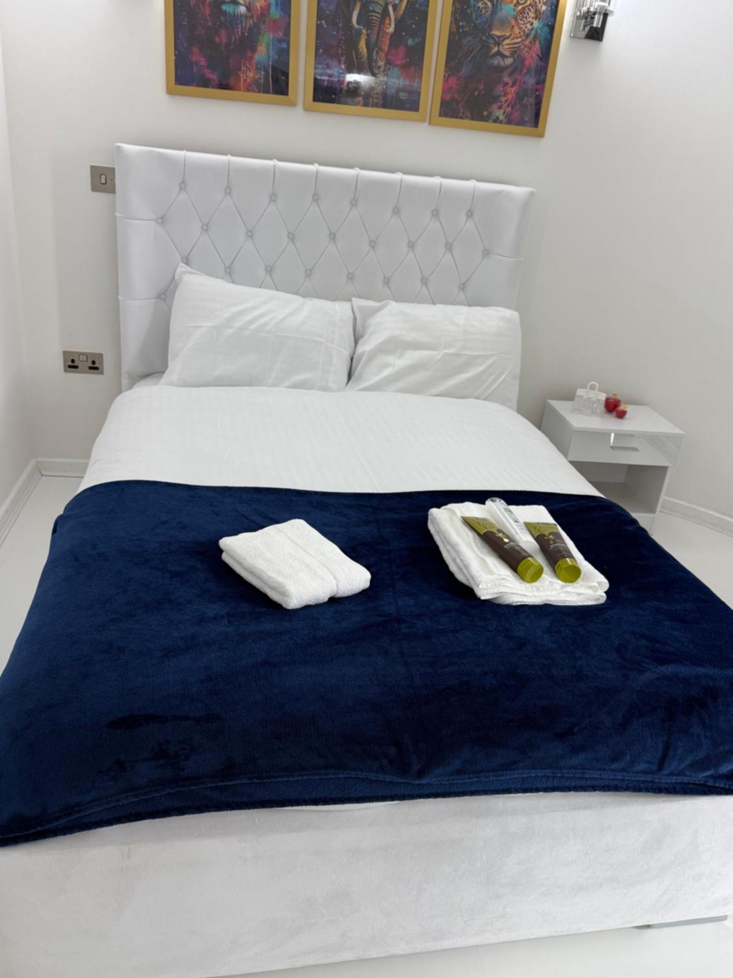 Leeds Train Station City Centre Villa Style Flat Exterior photo